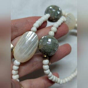 Elegant White and Silver Beaded Necklace Mother Of Pearl Seashell And Abalone